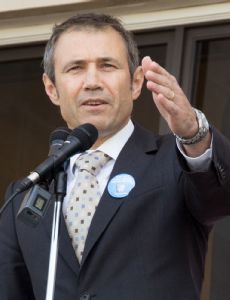Roger Cook (politician)