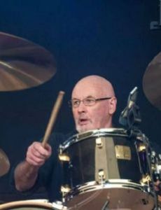 Frank Hall (drummer)