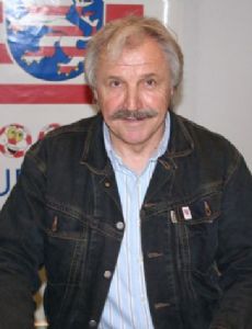 Dragoslav Stepanović