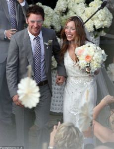 Bret Harrison and Lauren Zelman