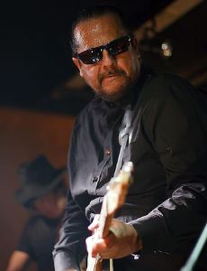 Tito Larriva