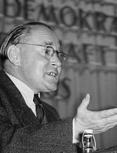 Fred Oelßner