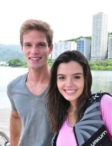 Giovanna Lancellotti and Jonatas Faro