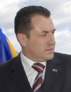 Selmo Cikotić