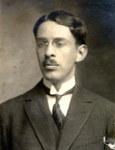 Eduardo Santos