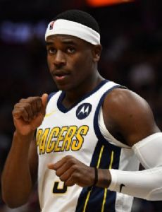 Aaron Holiday