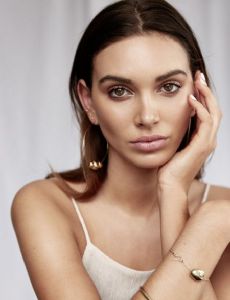 Holly Arabella