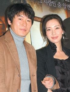 Kyung-gu Sol and Yun-ah Song