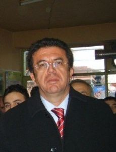 Nihat Zeybekci