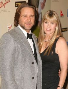 Terri Irwin and Russell Crowe