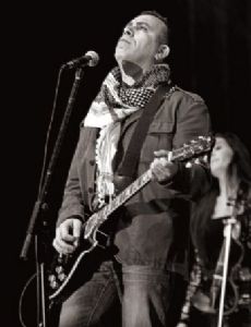 Haluk Levent