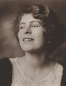 Sybil Smolova