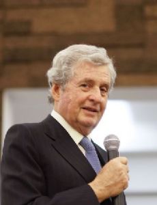 João Lobo Antunes