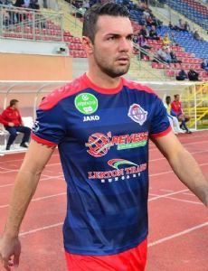Péter Bajzát