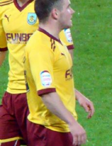 Alex MacDonald (footballer born 1990)
