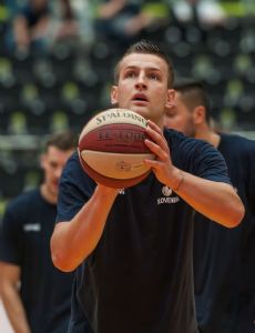 Alen Omić