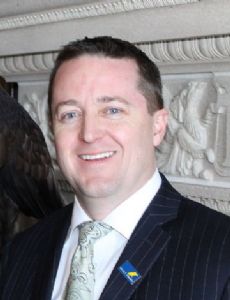 Derek Brown (politician)