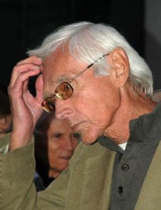 Oldřich Škácha