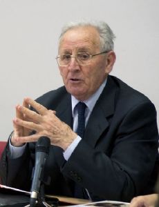 Olegario González de Cardedal