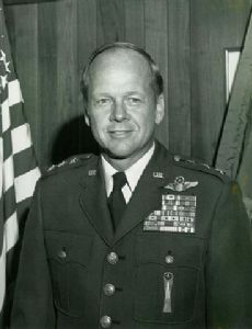 Lloyd R. Leavitt, Jr.