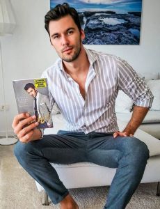 Dean Pelić