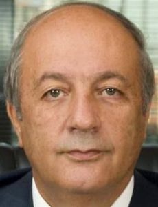 Tuncay Özilhan