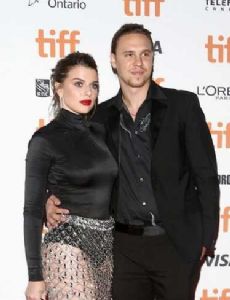 Julia Fox and Peter Artemiev