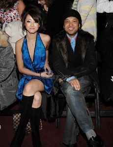 Tsuyoshi Takashiro and Erika Sawajiri
