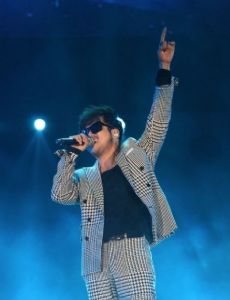 Sung Hoon (singer)