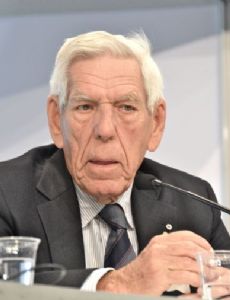 Claude Castonguay