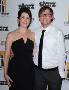 Melanie Lynskey and Jimmi Simpson