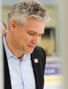 Mike Lake (politician)