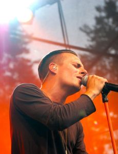 Oskar Linnros