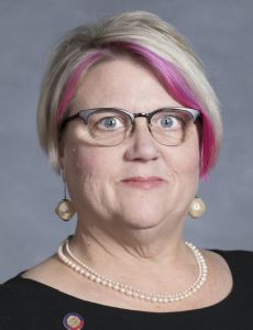Allison Dahle