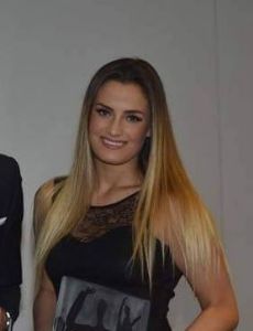 Anniken Obaidli