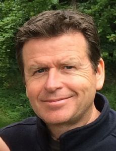 Simon West