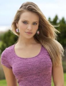 Elisandra Tomacheski