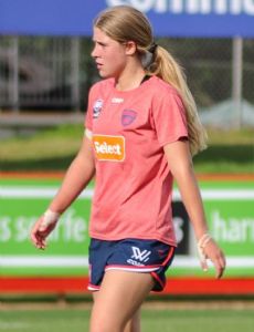 Katherine Smith (footballer)