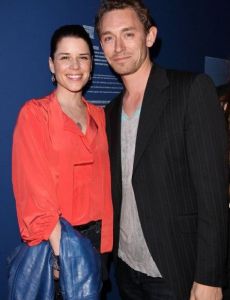 Neve Campbell and JJ Feild