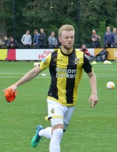 Max Clark (footballer)