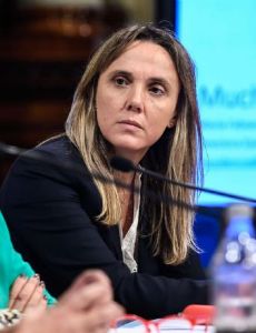 Gladys González
