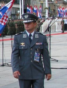 Dražen Šćuri