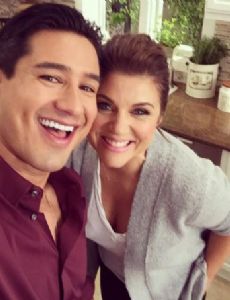 Tiffani Amber Thiessen and Mario Lopez