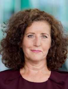 Ingrid van Engelshoven