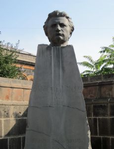 Hovhannes Shiraz
