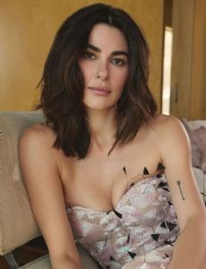 Nesrin Cavadzade