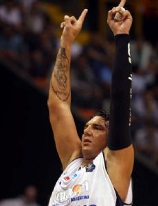 Román González