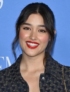 Liza Soberano