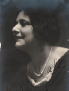 Yvonne Gall