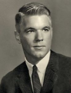 Lee Garlington (i)
